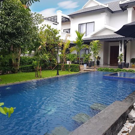 Mudita Villa Siem Reap Buitenkant foto